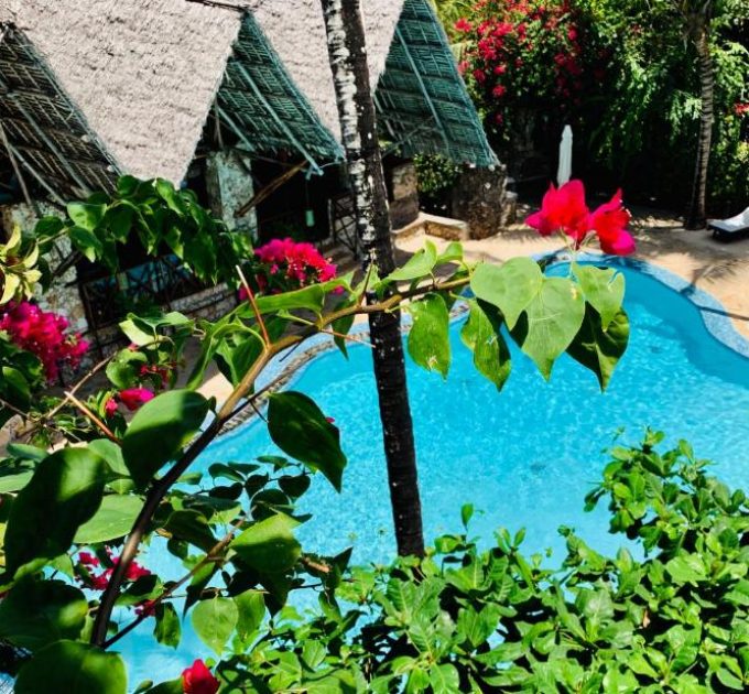 Samaki Lodge &amp; Spa