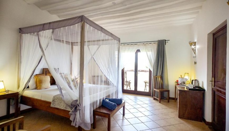 COMFORT ROOMS
