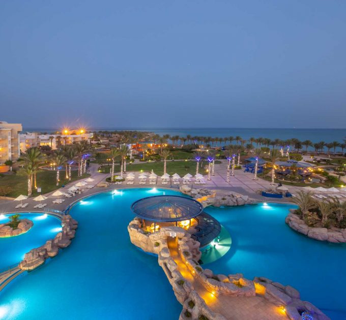 SENTIDO Palm Royale Soma Bay