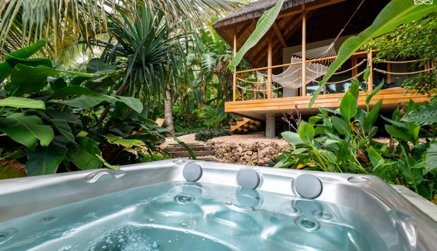 Jacuzzi Bungalow