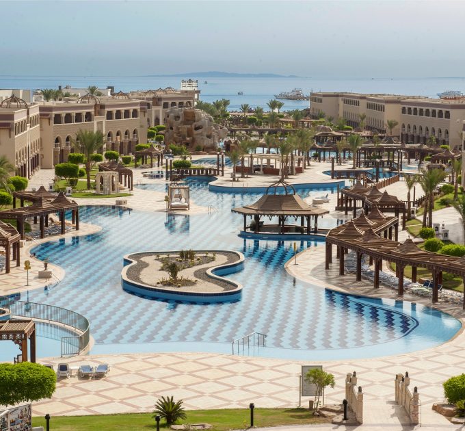 Sunrise Mamlouk Palace Resort
