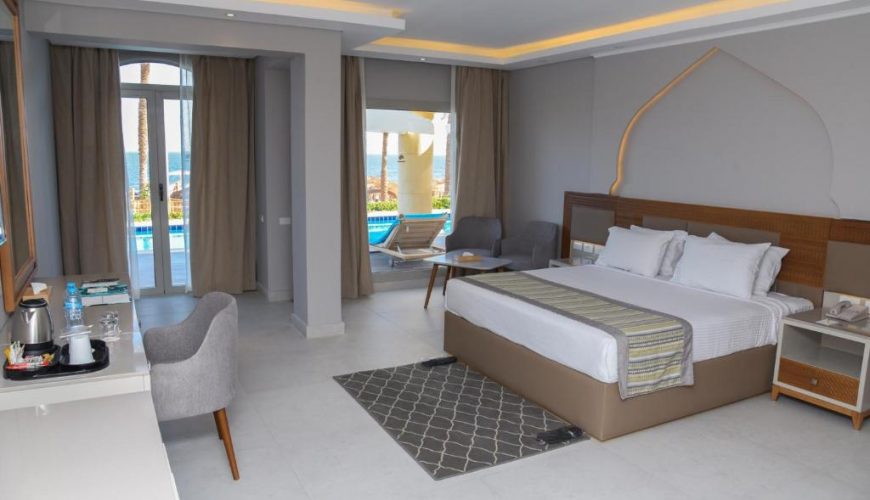 Junior Swim-Up Suite – Adults only TPL
